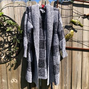 Chunky comfy Gray Checked Sweater one size